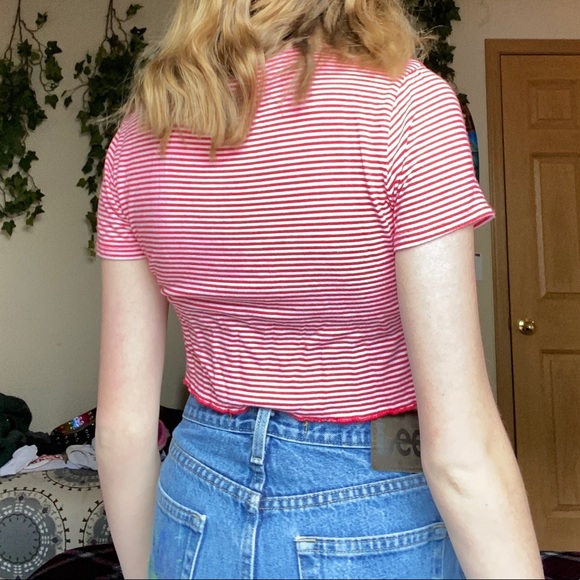 size M red/white striped pacsun crop top 💋🍋 - Picture 3 of 4